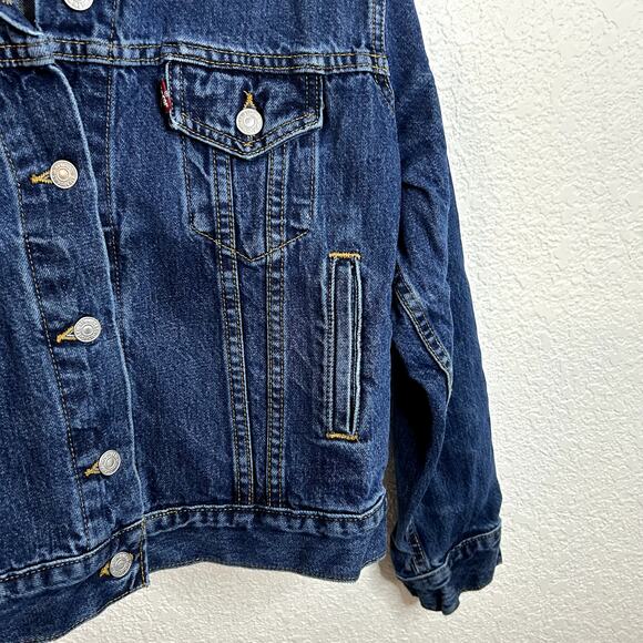 Women’s Vtg Levi's 77715-4837 ICONIC Dark Wash Denim TRUCKER Jean Jacket Sz M - Picture 7 of 8